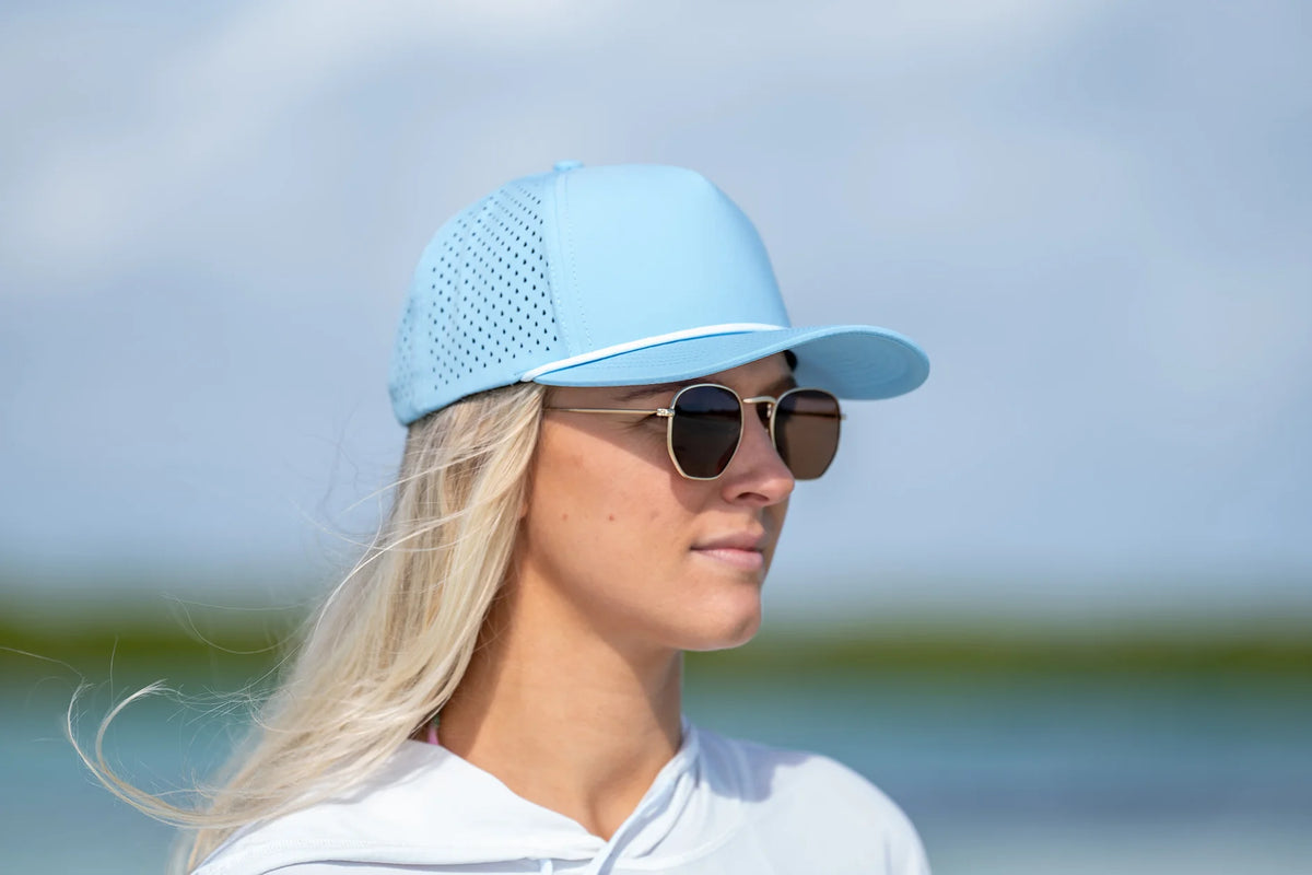 How Performance Hats Stay Comfortable in Heat